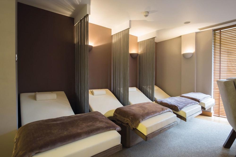 Hotel Thorpe Park And 4*